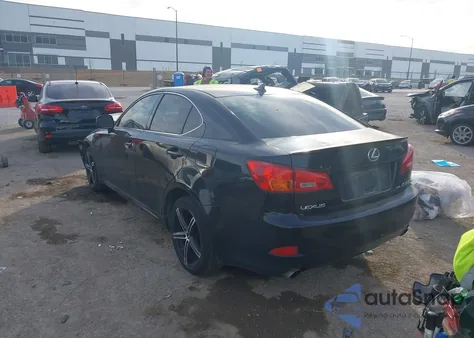 2007 Lexus Is 250 z USA, uszkodzony, nr VIN JTHCK262575010031